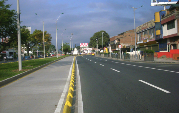 Troncal Carrera Primera entre calles 40 a 46