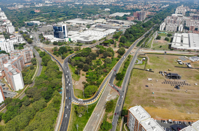 Puente vehicular Carrera 100 - Calle 25 Cali - Sainc Ingenieros  Constructores 